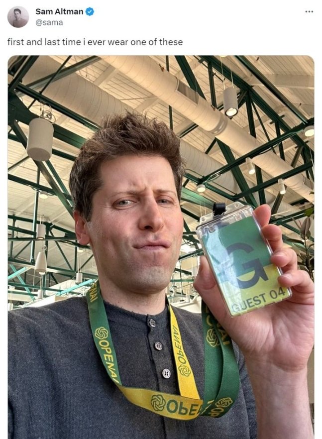 샘 올트먼 오픈AI CEO가 회사에서 잘린 뒤 자신의 엑스(X·전 트위터) 계정에 올린 사진. 올트먼 손에 있는 오픈AI 방문자용 출입 카드가 눈에 띈다. 엑스(X·전 트위터) 캡처