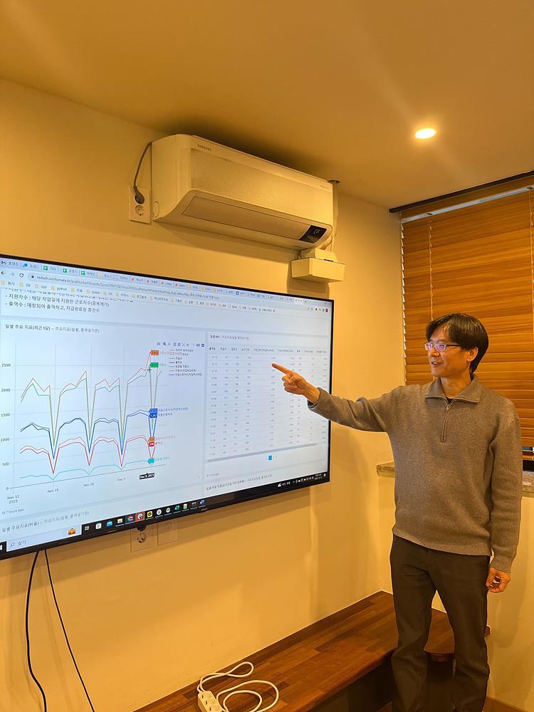 건설 공정 및 현장 최적화 근로자 매칭 시스템을 설명하는 김영태 웍스메이트 CDO(강연자) / 출처=웍스메이트