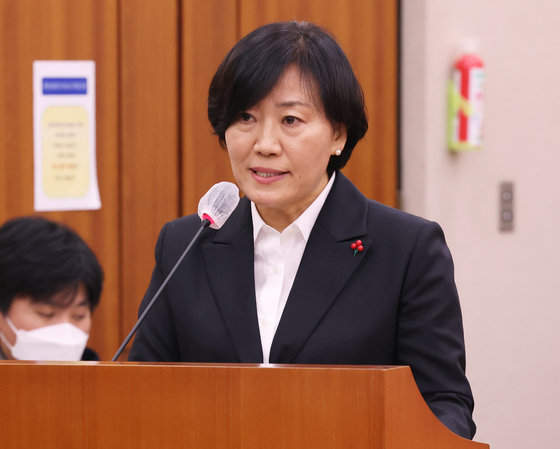 송미령 농림축산식품부 장관 후보자가 18일 서울 여의도 국회에서 열린 인사청문회에서 모두 발언을 하고 있다. 2023.12.18. 뉴스1