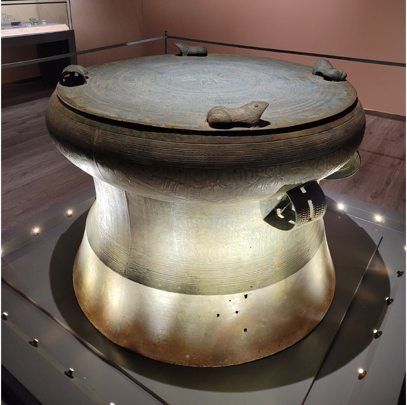 2300년 전 베트남 북부에서 사용된 대형의 청동북. 강인욱 교수 제공