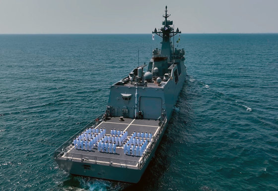 해군의 신형 호위함 천안함(FFG-Ⅱ, 2,800톤급). 해군 제공