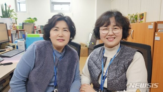 이선옥(왼쪽)간호사, 황혜성 간호사. 뉴시스