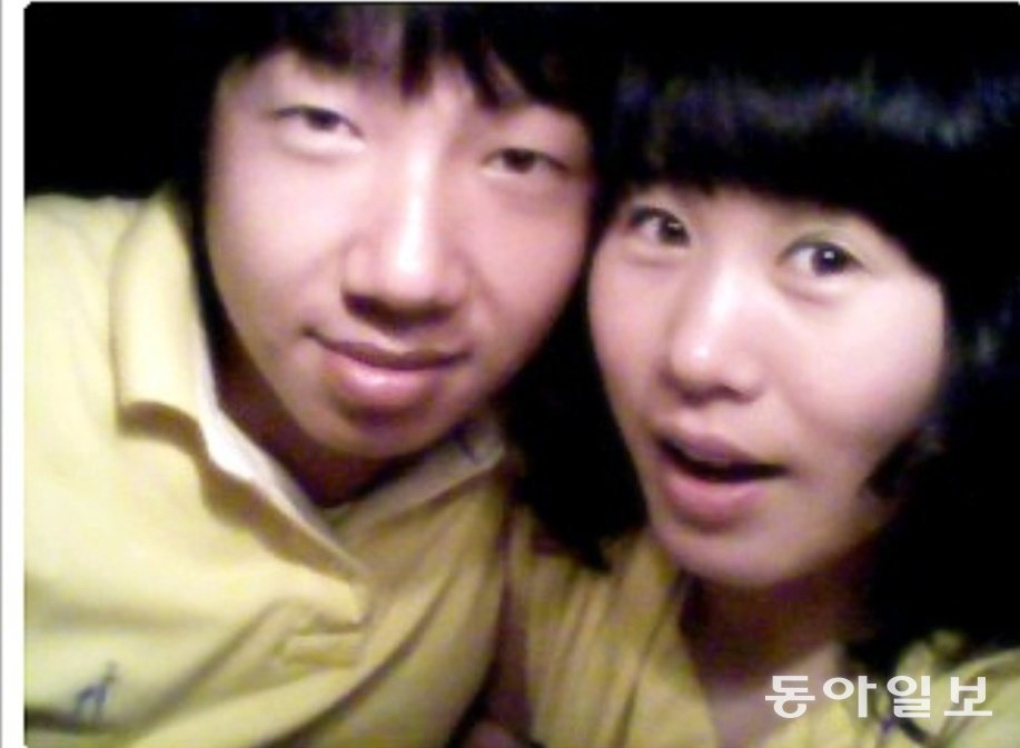 주현정은 2008년 한 살 연하의 양궁 선수 계동현과 결혼했다. 당시 세계기록을 갖고 있던 계동현과 ‘부부 신궁’으로 불렸다. 동아일보 DB