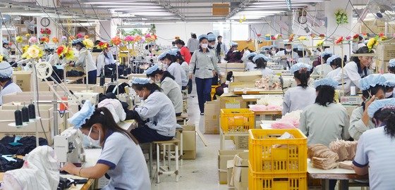 개성공단 근로자들이 일하는 모습 (뉴스1 DB)