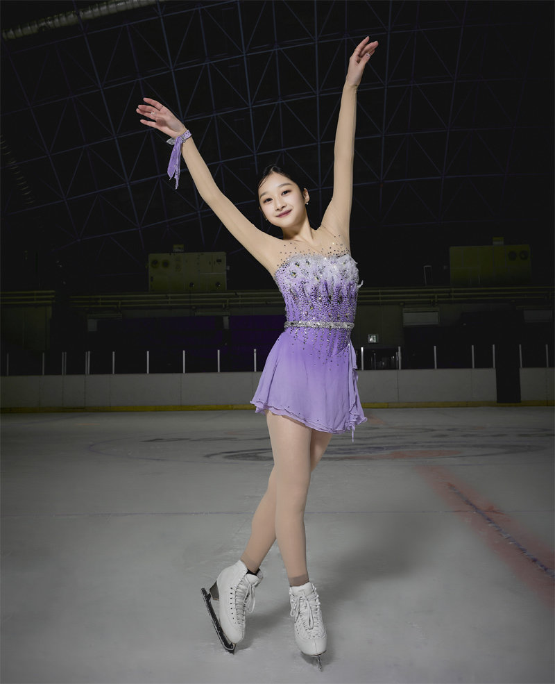 Rising Figure Skating Star Jiah Shin Takes on Rivalry at 2024 Gangwon