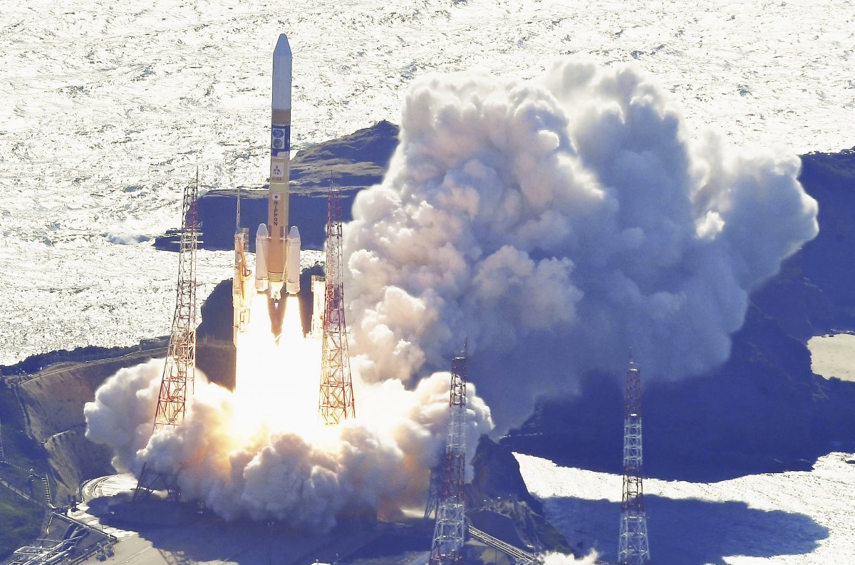 2023년 9월 7일 일본 달 착륙선 ‘슬림(SLIM)’이 일본 다네가시마 우주센터에서 발사되고 있다. 슬림은 약 5개월의 대장정을 마치고 2024년 1월 20일 0시 20분께 달 표면에 착륙하는 데 성공했다. 뉴시스 제공