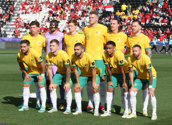Australia's Best Eleven is taking a team photo during the 2023 Asian Football Confederation (AFC) Qatar Asian Cup round of 16 match between Indonesia and Australia held at Jassim bin Hamad Stadium in Doha, Qatar, on the 28th (local time). 2024.1.28. News 1