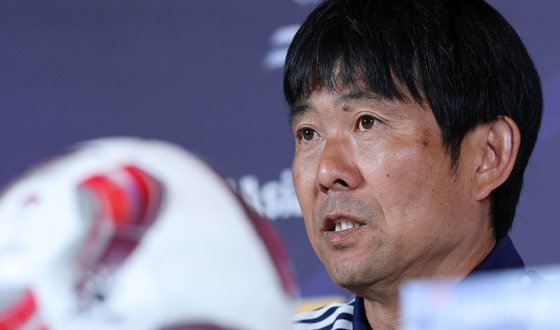 Coach Hajime Moriyasu of the Japanese national soccer team participating in the 2023 Asian Football Confederation (AFC) Qatar Asian Cup/News1 ⓒ News1