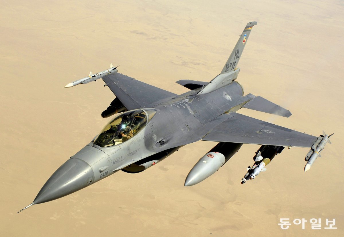 F-16 전투기. 동아일보DB