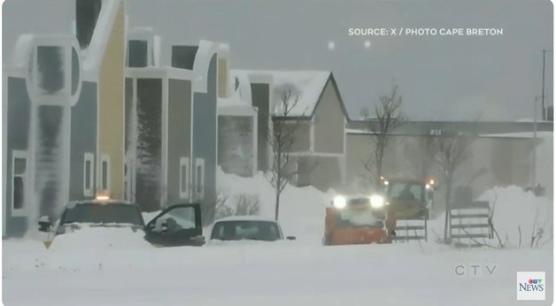캐나다 대서양 연안에 위치한 노바스코샤주에서 주말 동안 100㎝(1m) 이상의 기록적 폭설이 내렸다. 출처: CTV 캡처