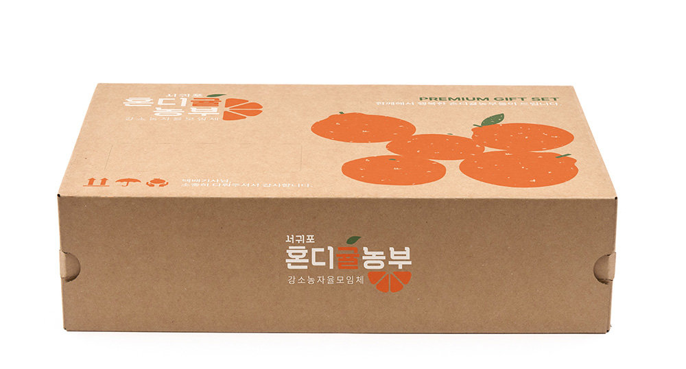 칼렛스토어와 함께 제작한 친환경 농산물 박스 / 출처=디케터즈