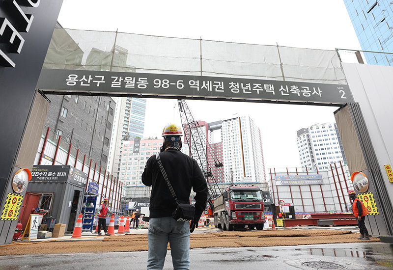 공공임대 착공 1년새 반 토막… 무너지는 서민 주거안전망[사설]