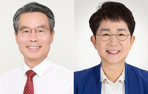 박경호 변호사(왼쪽)와 박정현 최고위원. /뉴스1