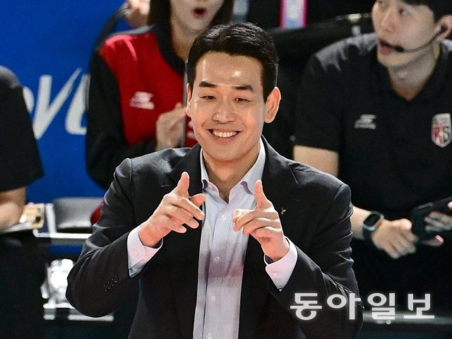 정관장을 7년 만의 ‘봄 배구’ 무대로 이끈 고희진 감독. 한국배구연맹(KOVO) 제공