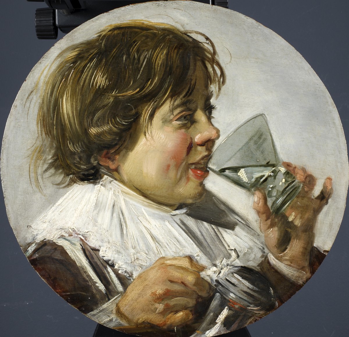 와인잔을 들고 웃는 소년, 1630년 경, 나무에 유채, 38 x 38cm, 독일 슈베린 국립 예술품 컬렉션 소장. 레익스미술관 제공