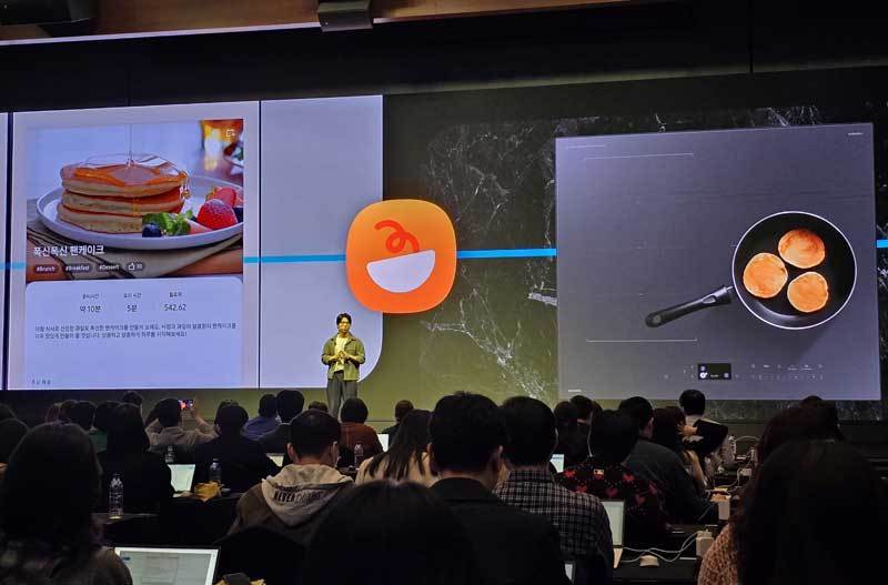 ‘삼성푸드’ 서비스를 통해 레시피를 인덕션에 전송할 수 있다 / 출처=IT동아