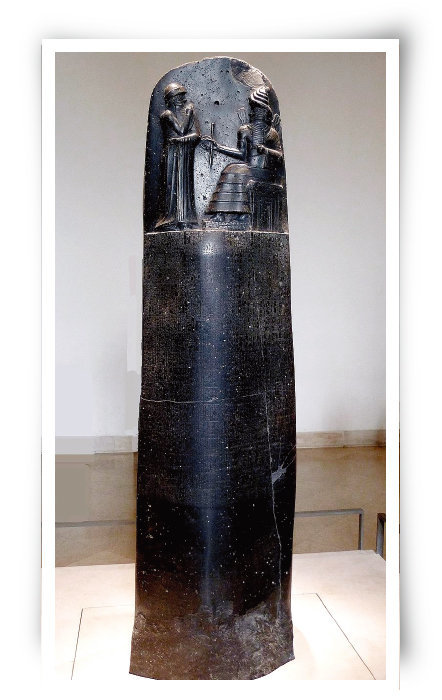 함무라비법전이 기록된 돌기둥. 현재 프랑스 루브르 박물관이 소장하고 있다. [위키피디아 재팬]