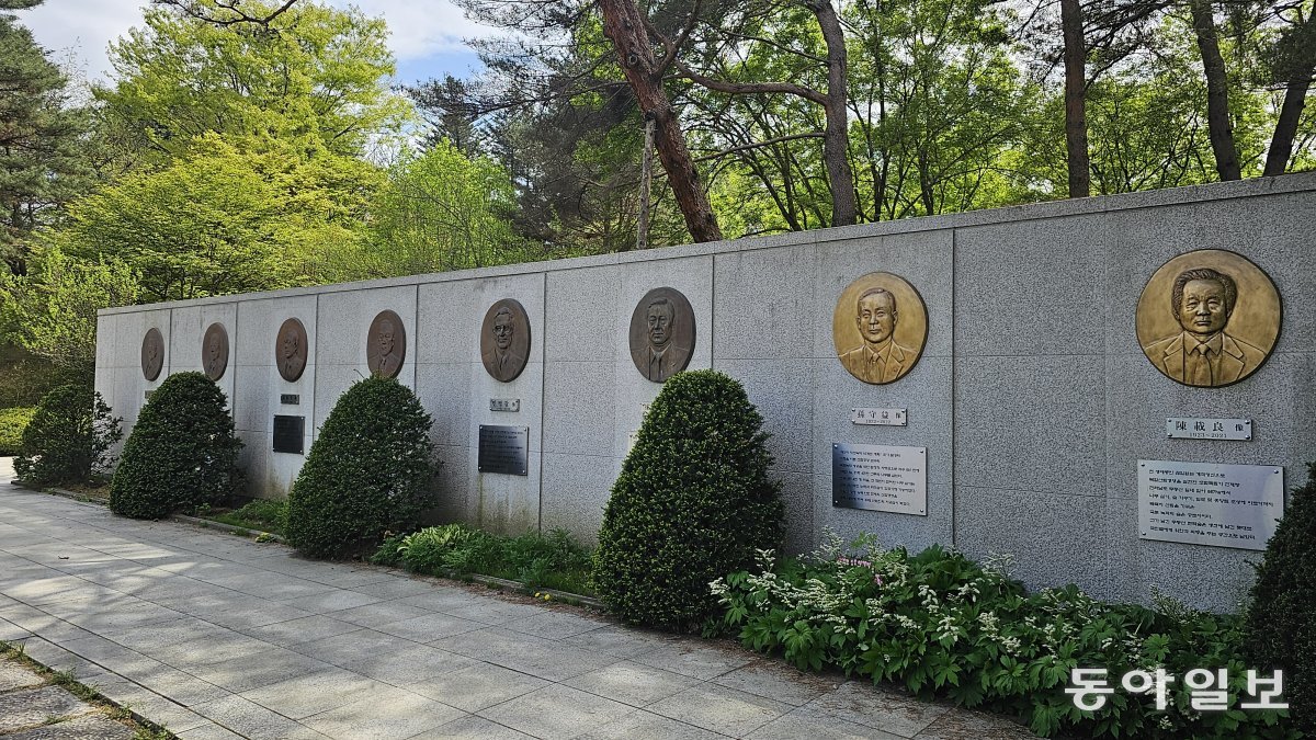 The ‘Forest Hall of Fame’ is dedicated to people who have contributed to national greening and forestry development.  Pocheon = Reporter Kim Seon-mi
