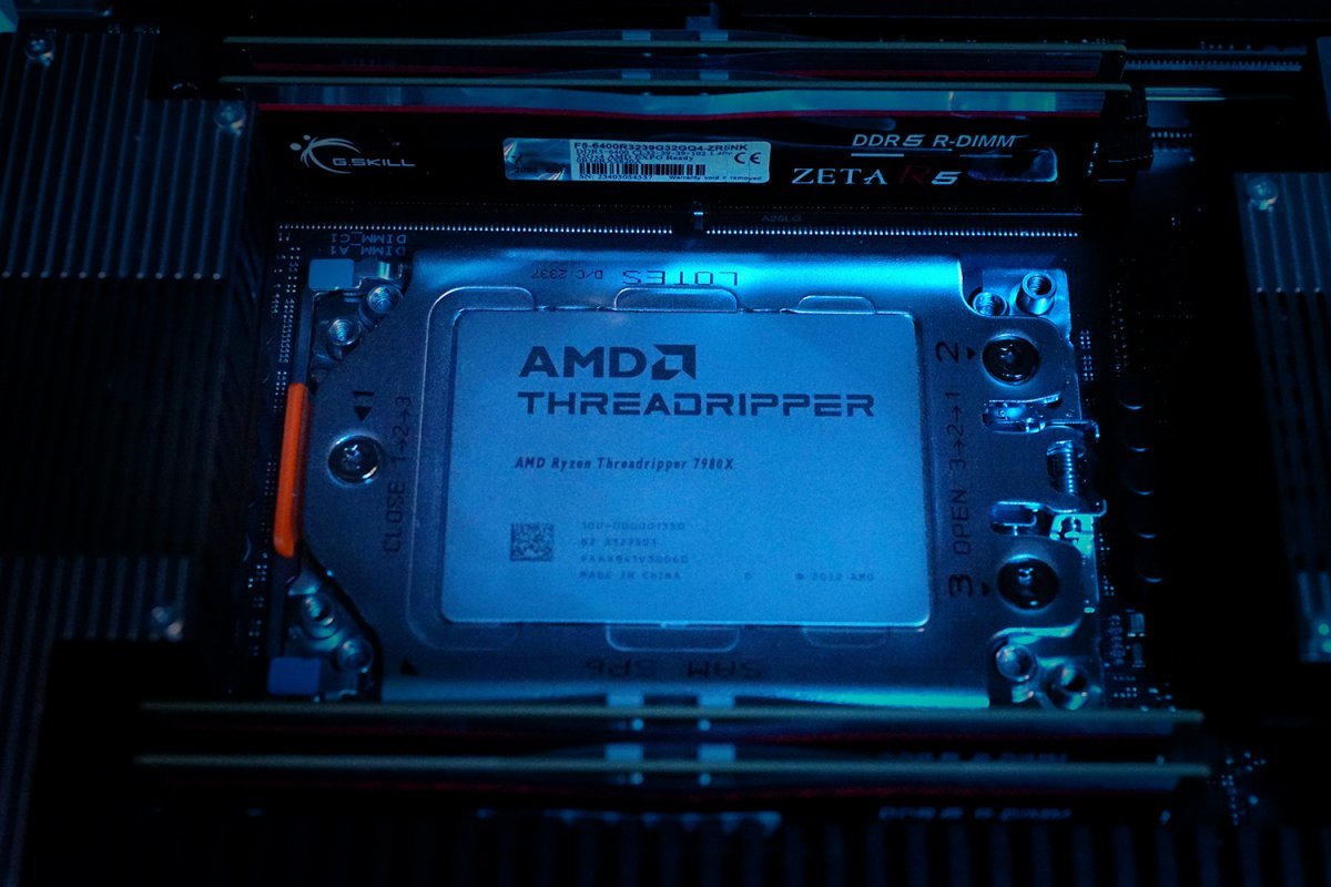AMD 라이젠 스레드리퍼 7980X 프로세서. / 출처=IT동아