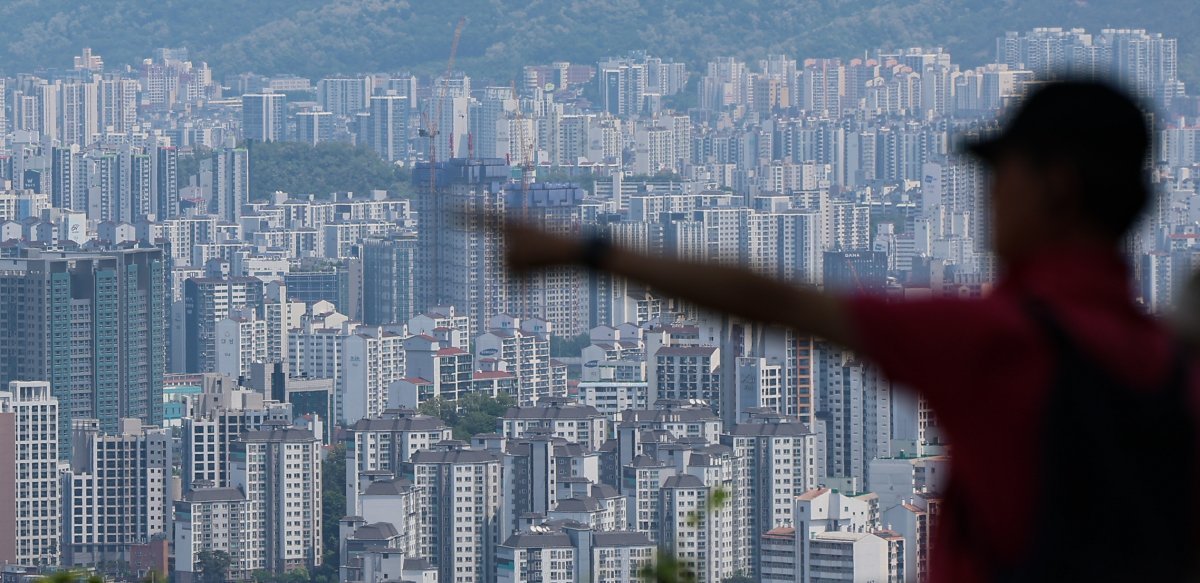 서울 남산에서 바라본 아파트 단지 모습. 2024.5.9. 뉴스1