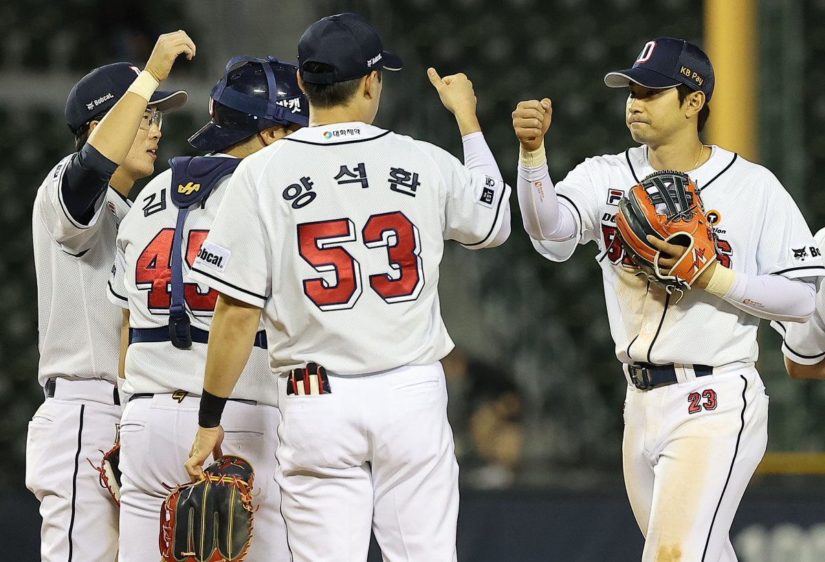 두산이 14일 광주 챔피언스필드에서 열린 KIA와의 방문경기에서 시즌 최다인 9연승을 달렸다. 뉴스1