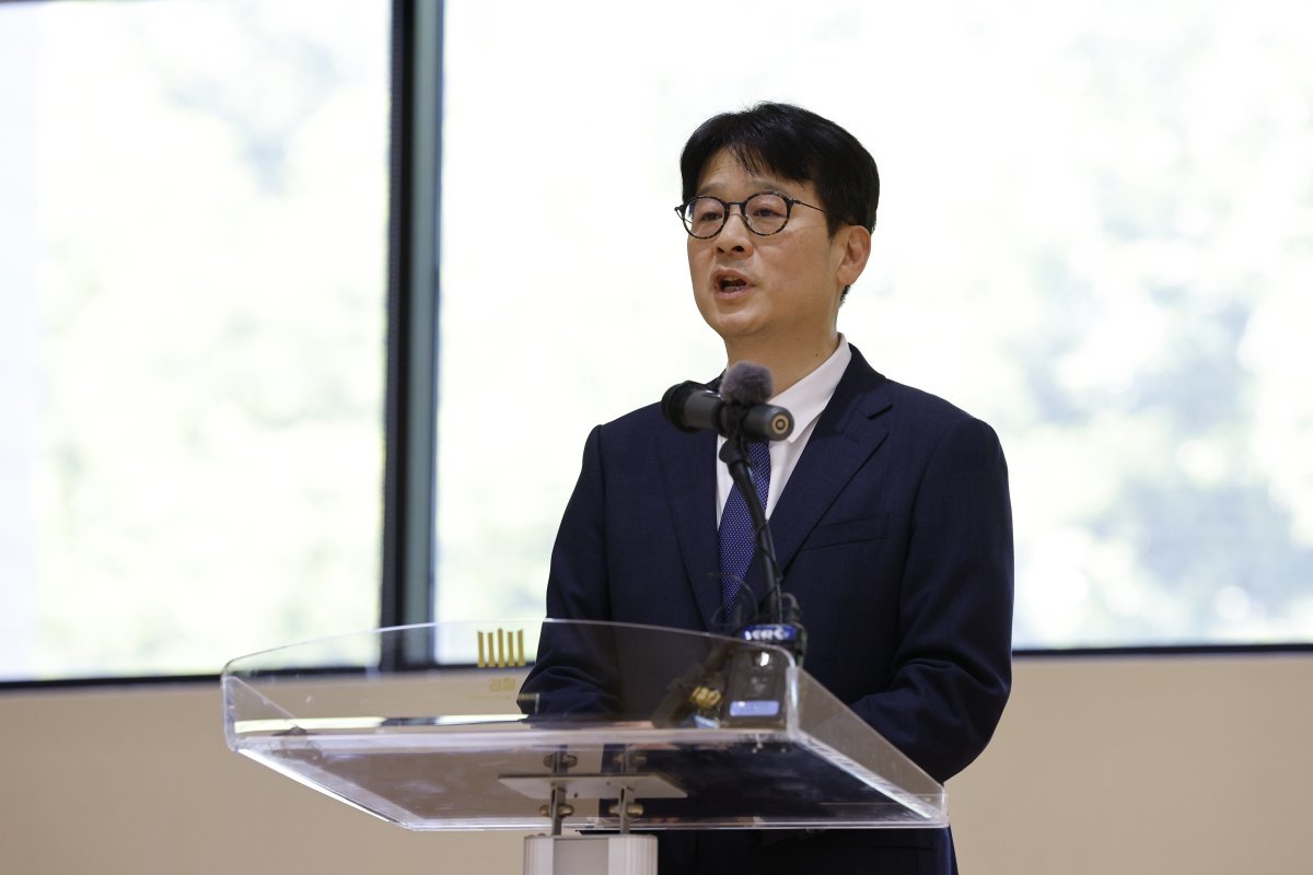 이창수 신임 서울중앙지방검찰청 검사장이 16일 오후 서울 서초구 중앙지검에서 열린 취임식에 참석해 취임사를 하고 있다. 2024.5.16/뉴스1