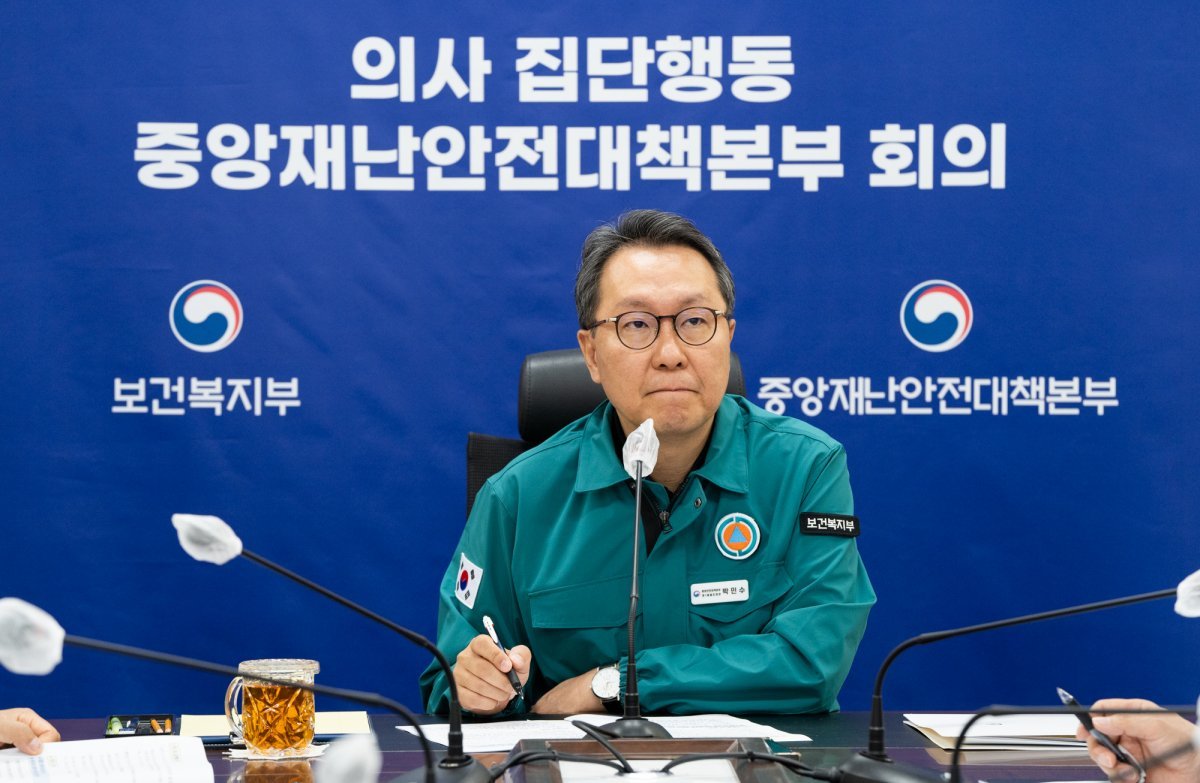 박민수 보건복지부 제2차관이 21일 오전 열린 중앙사고수습본부 브리핑에서 발언하고 있다.