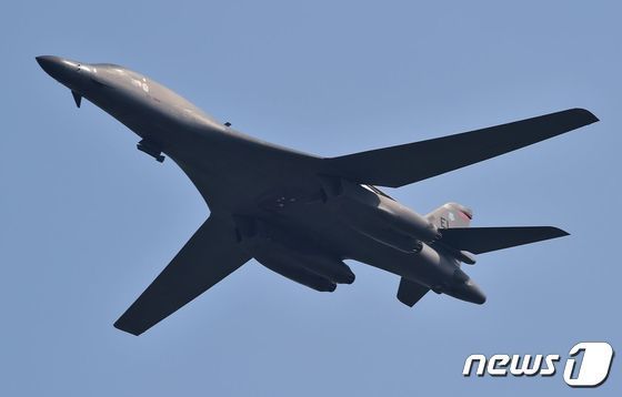 미 공군이 운용하는 B-1B ‘랜서’ 폭격기 ⓒ AFP=뉴스1