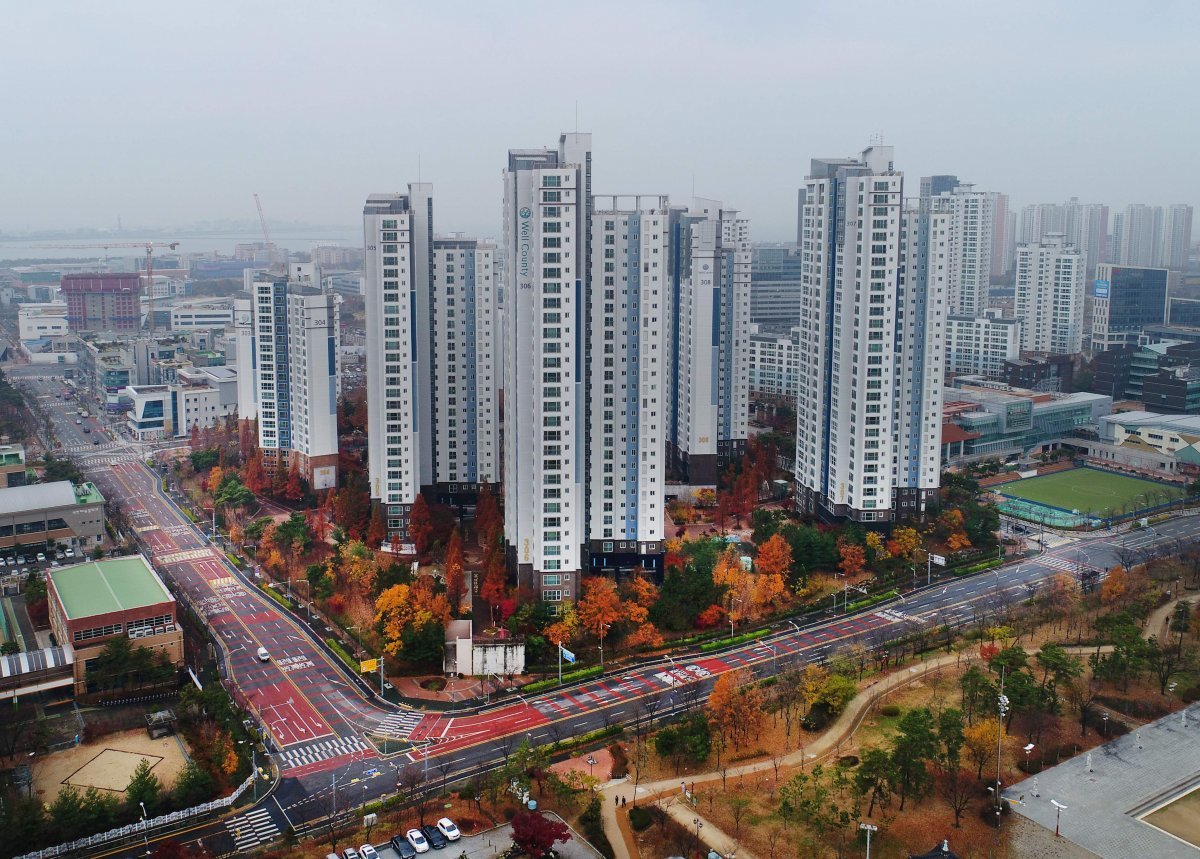 According to the Ministry of Land, Infrastructure and Transport, by nationality, Chinese accounted for 55% of domestic homes owned by foreigners as of the end of last year.  The photo shows rental housing exclusively for foreigners in Songdo Well County Complex 3, located in Songdo International City, Incheon.  Provided by iH