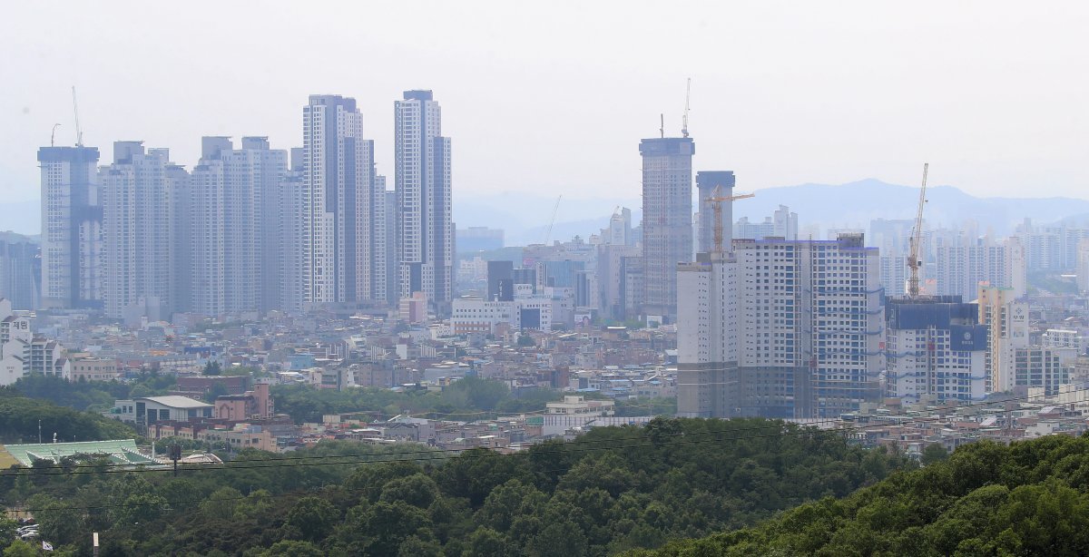 도심 아파트 전경.