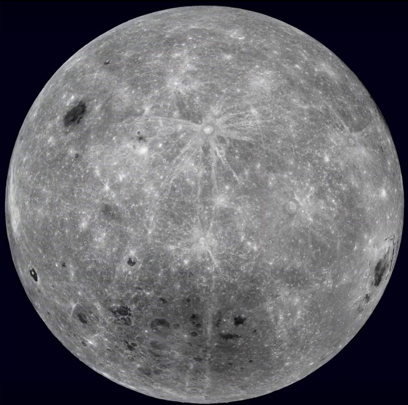 미국 항공우주국(NASA) 달 정찰궤도선이 촬영한 달의 뒷면. NASA 제공