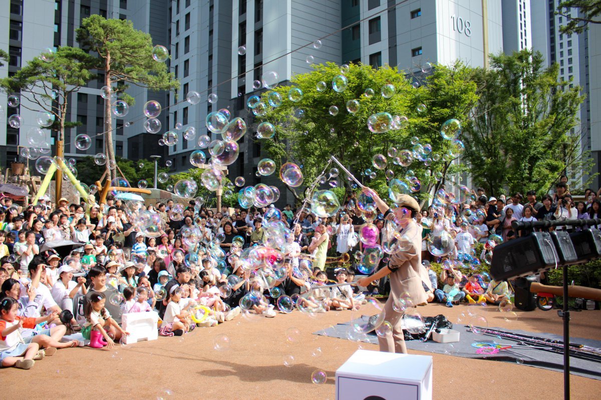 DK아시아 검암역 로열파크씨티 푸르지오의 입주 1주년 기념 축제 ‘로열파크씨티 원 페스타’