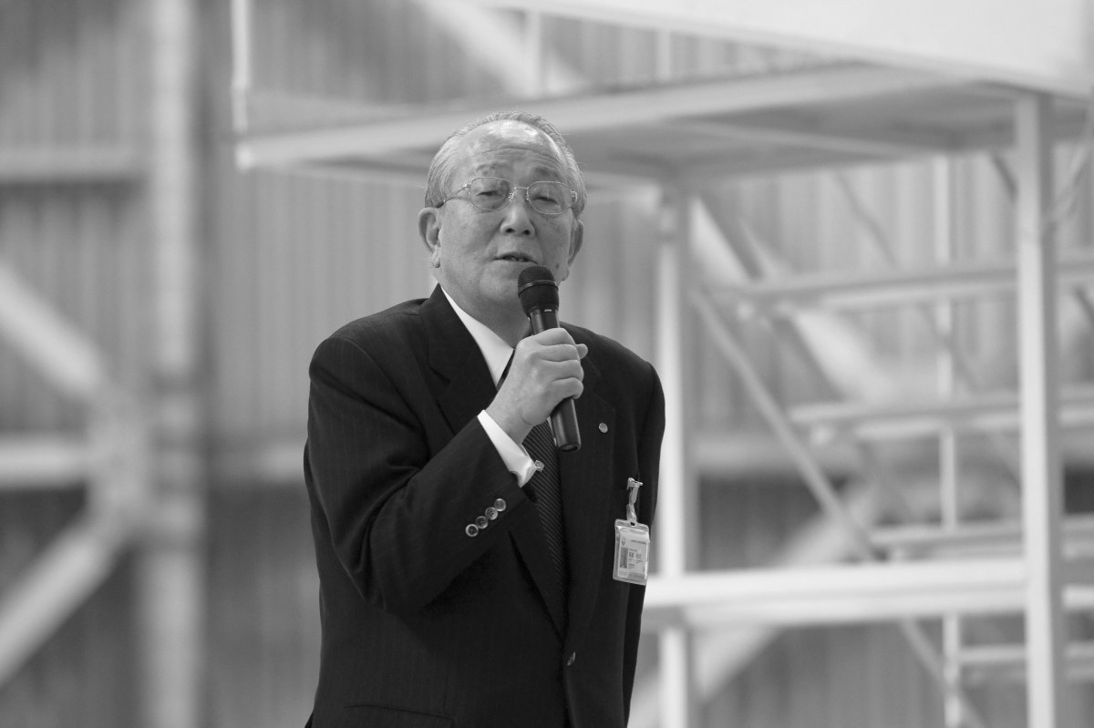 이나모리 가즈오 교세라 창업자가 2013년 일본항공(JAL) 이사 퇴임 후 감사회에서 발언하고 있다. 21세기북스 제공
