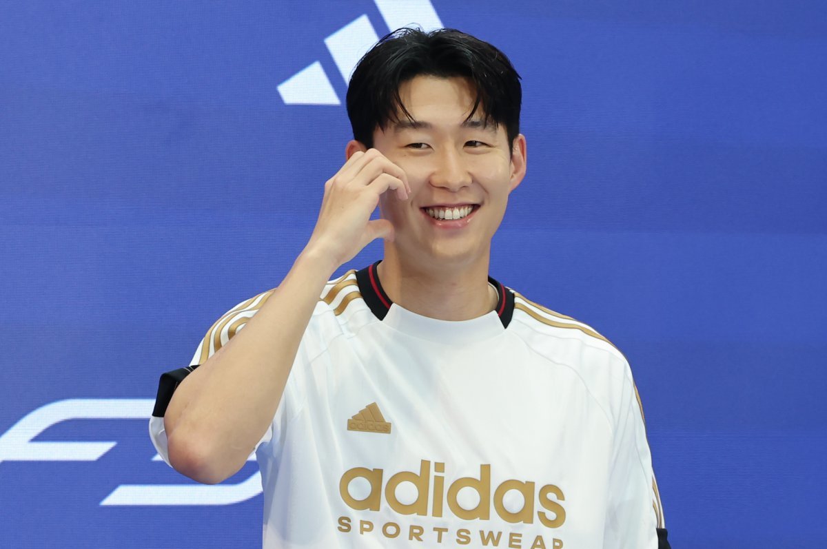 Tottenham Hotspur's Son Heung-min poses at the Adidas F50 soccer shoe launch event 'Only for Speed ​​- SON IS COMING' held at Times Square in Yeongdeungpo-gu, Seoul on the 6th. 2024.7.6 News 1