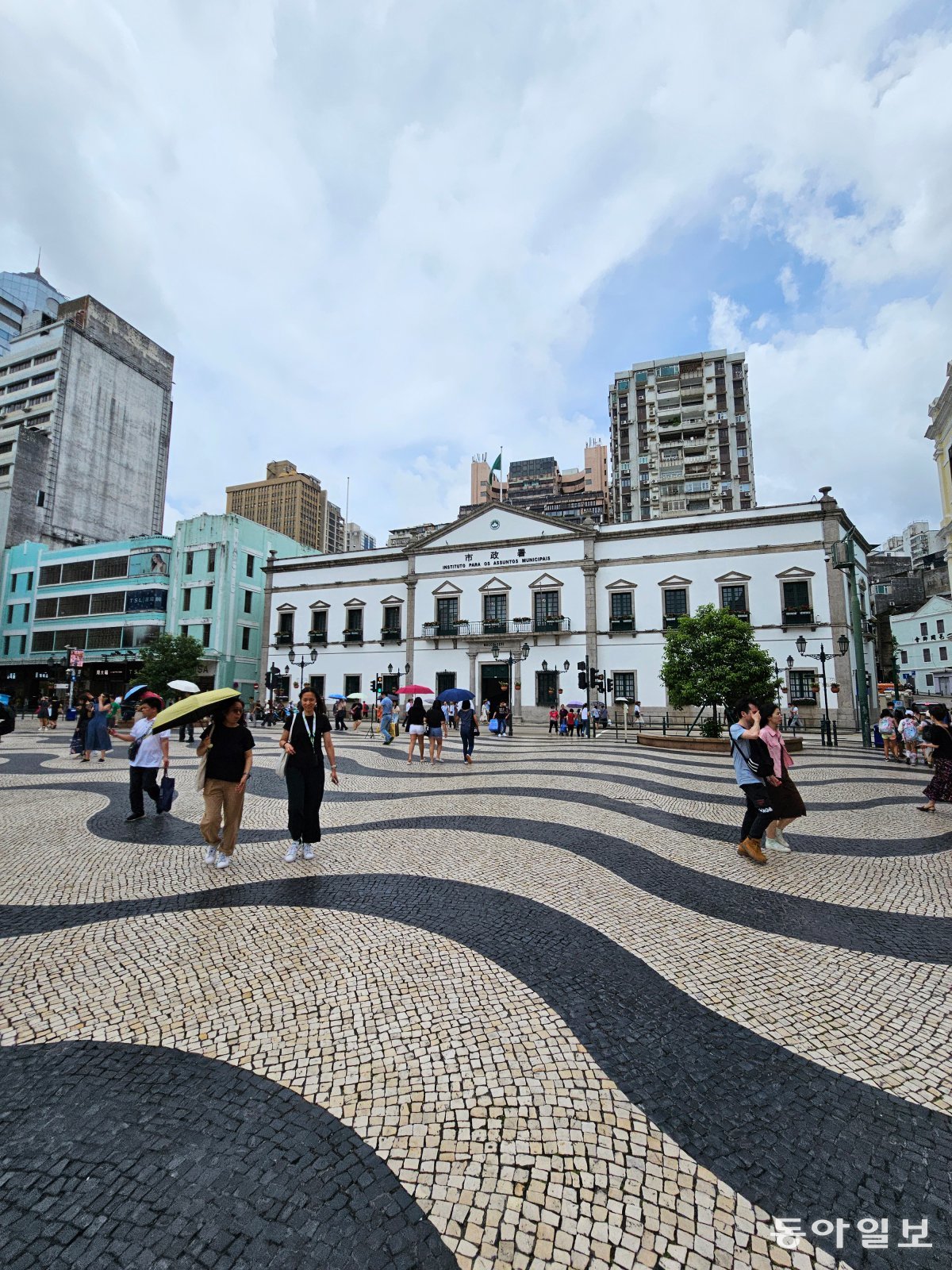 Senado Square, with its floor decorated with wavy stones.