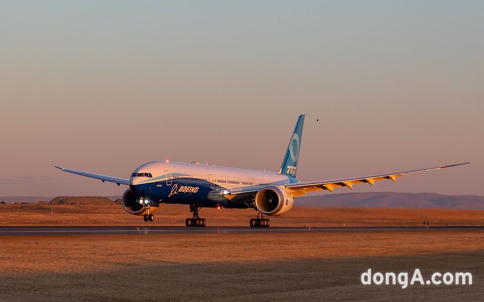 Boeing B777-9 (for 777X project development)