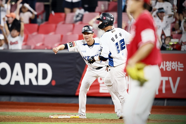 Jang Seong-woo hits a comeback hit in the bottom of the 7th inning of the Suwon game. Courtesy of KIA