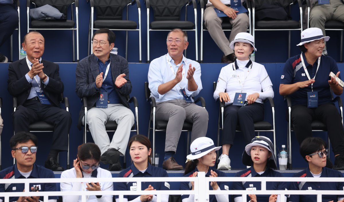 경기 관전하는 정의선 양궁협회장. 뉴시스