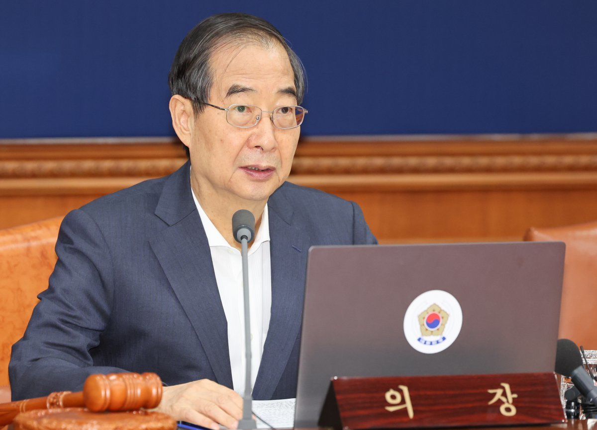 한덕수 국무총리가 6일 서울 종로구 정부서울청사에서 열린 국무회의에서 모두발언을 하고 있다. 2024.8.6/뉴스1