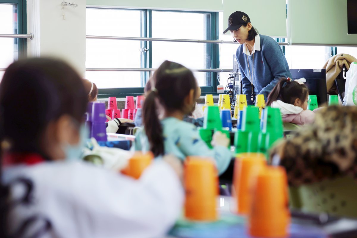 서울 은평구 갈현초등학교에서 늘봄교실이 운영되고 있다. 2024.3.8/뉴스1