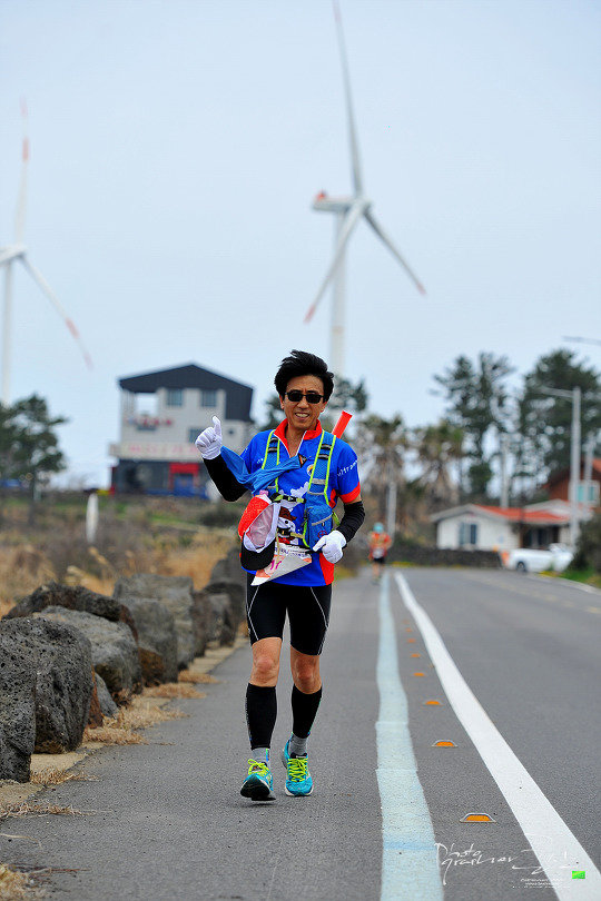 이한구 씨가 제주 200km에서 달리고 있다. 이한구 씨 제공.