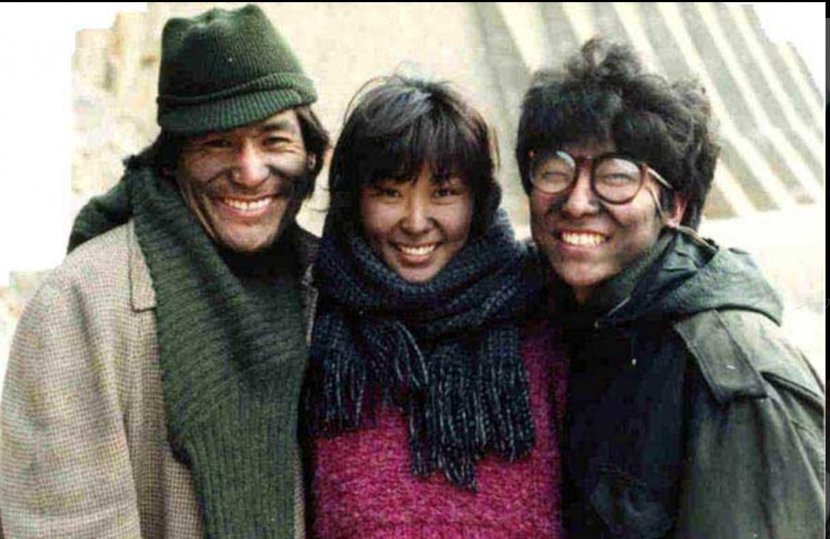 Kim Soo-chul, who appeared as Byung-tae with Ahn Sung-ki (left) and Lee Mi-sook in the 1984 film Whale Hunting. Courtesy of Kim Soo-chul