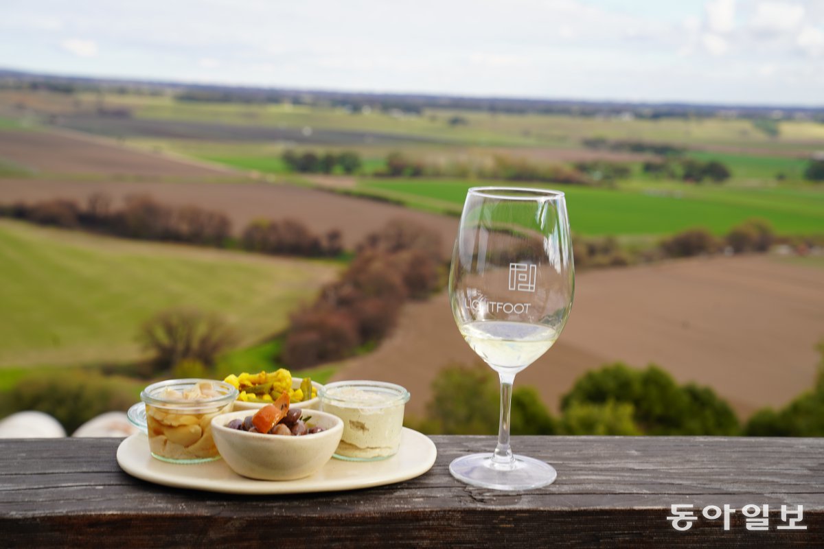 Lightfoot Winery near the Mitchell River Valley in Gippsland.