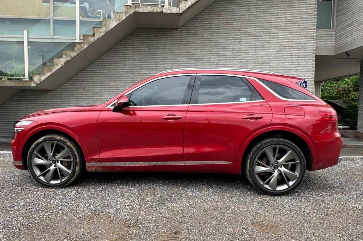 제네시스 GV70 부분변경 모델 측면부 / 출처=IT동아