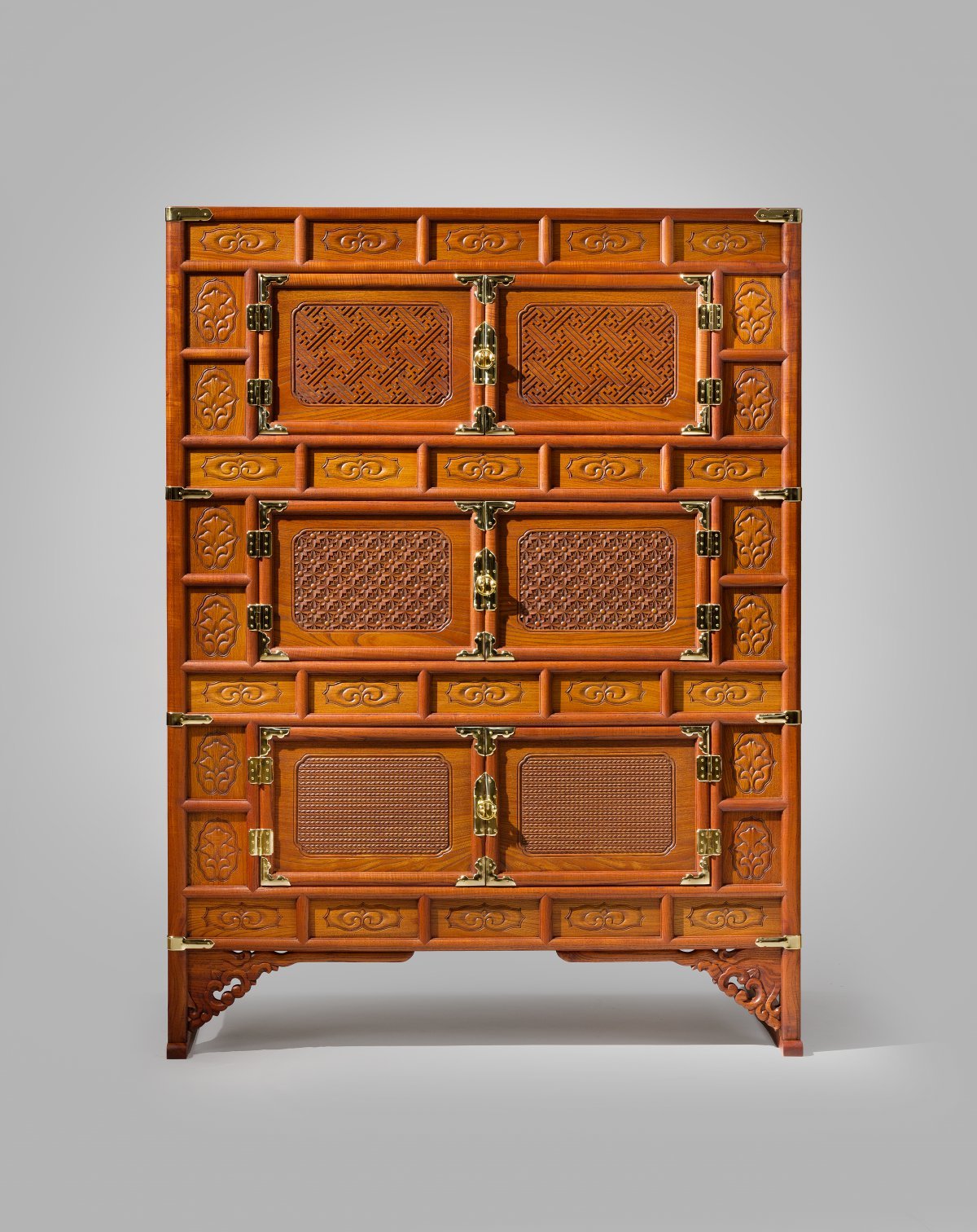 A three-story cabinet reproducing the collection of the Korea University Museum in Seoul.