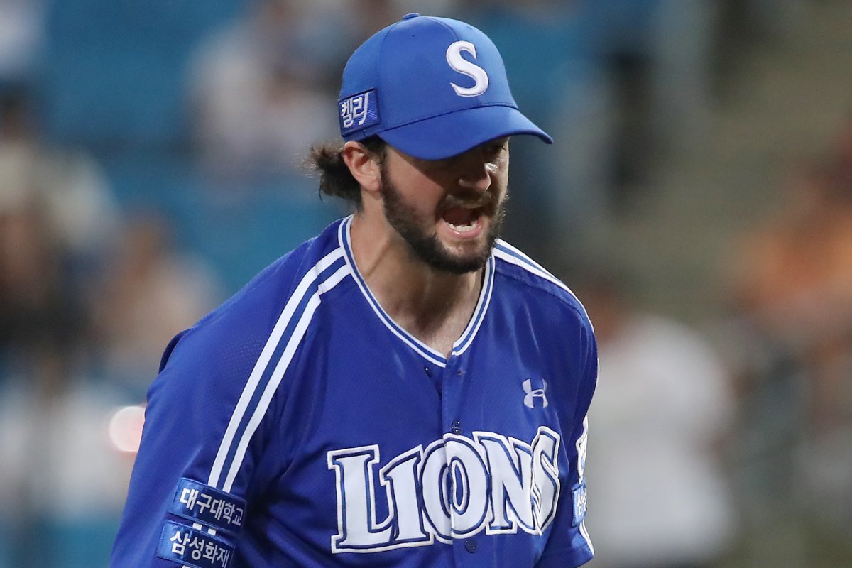 Samsung Lions foreign player Connor Siebold is injured. News1 DB