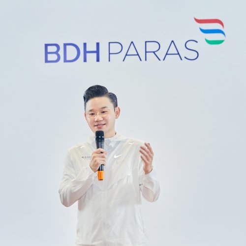 BDH 파라스 격려 행사에서 격려사를 전하는 배동현 BDH재단 이사장