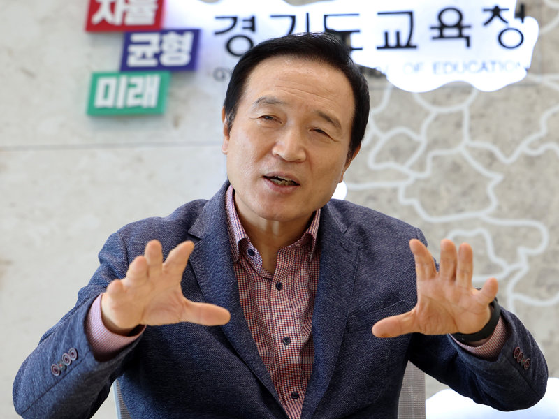 임태희 경기도교육감은 지난달 20일 동아일보 인터뷰에서 “지역 특색을 반영한 ‘경기형 과학고’”의 필요성을 강조하며 “시설과 인력, 기업, 연구소, 대학 등 지역 자원을 활용해 교육과정을 운영하는 방식”이라고 밝혔다. 경기도교육청 제공