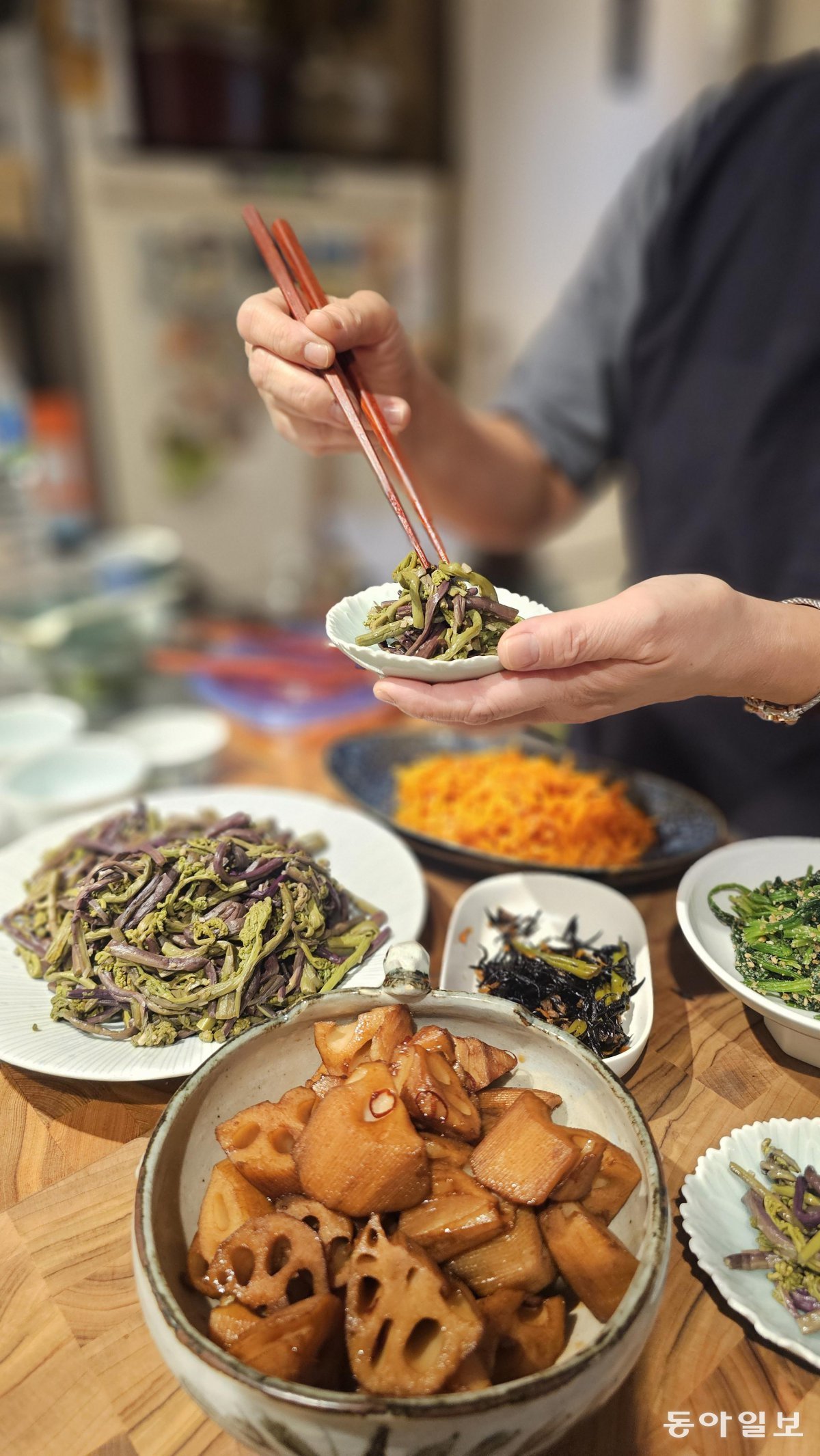 CEO Jeong Ji-won preparing the breakfast table. Reporter Kim Seon-mi kimsunmi@donga.com