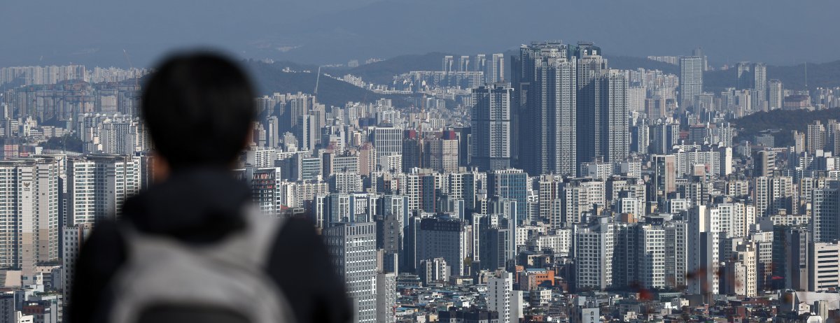 사진은 3일 서울 중구 남산에서 바라본 아파트. 2024.11.03. 뉴시스